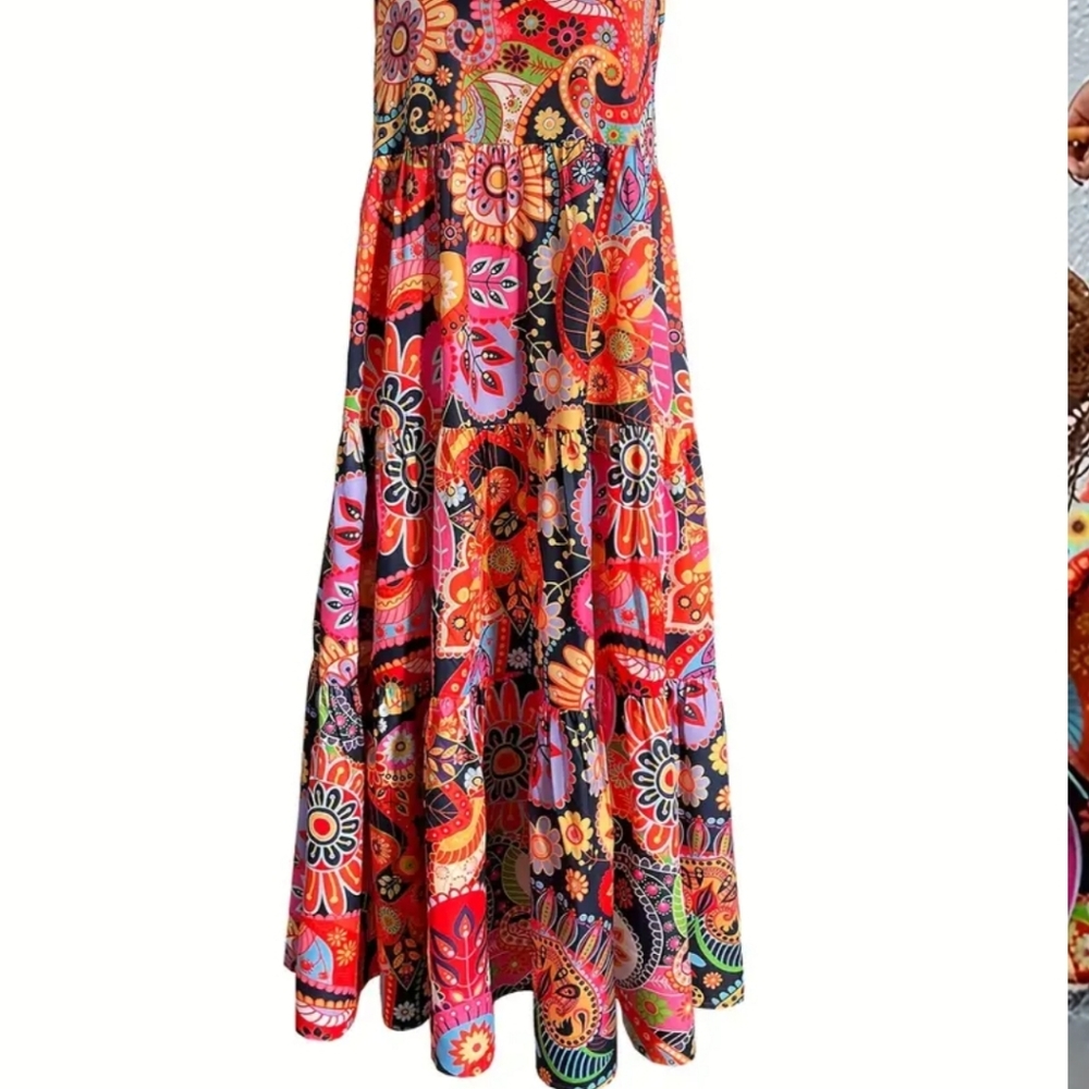 Beautiful bright and bold print tiered midi with a slight V neck. Size large New - Picture 4 of 6